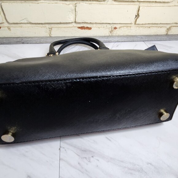 Like New Michael Kors Jet Set Medium Sized Leather Handbag Tote Purse - Picture 5 of 11